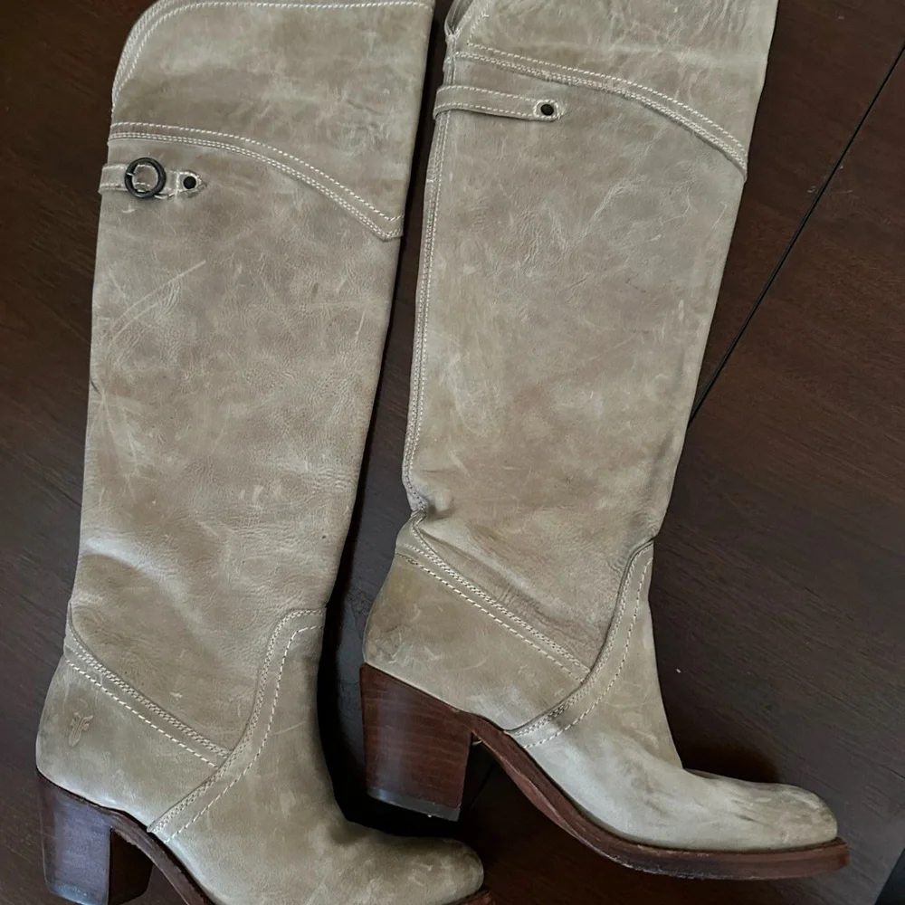 Frye Women's Beige Leather Knee-High Boots - Picture 1 of 9